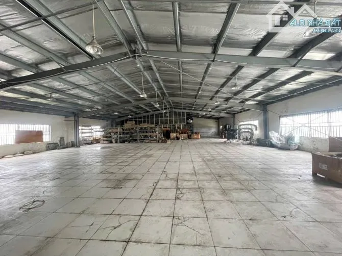 🏢 CHO THUÊ SHOWROOM MẶT TIỀN CÁCH MẠNG THÁNG TÁM – MẶT TIỀN NGANG 35M 🌟